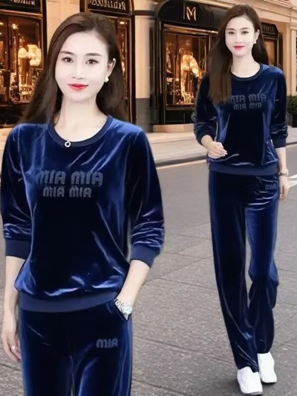 Women Fashion Over The Years - 2025 봄 가을 신상 패션 루즈핏