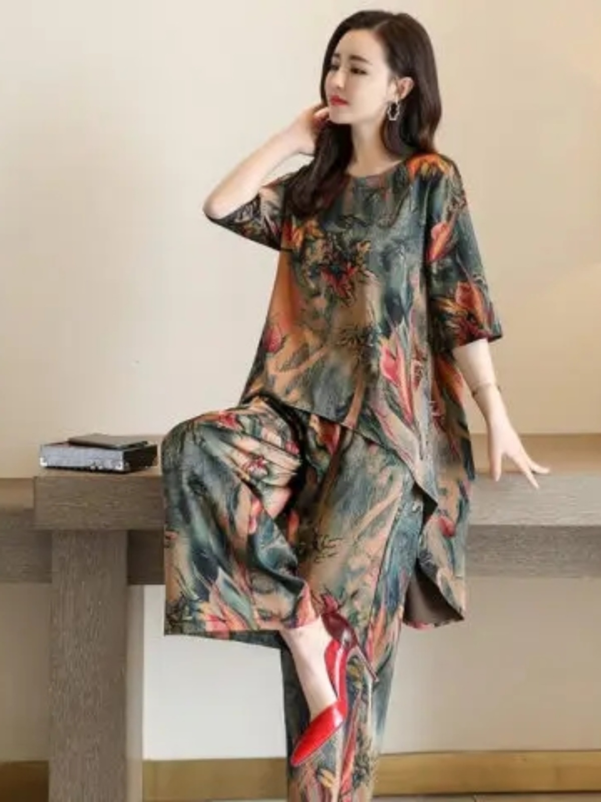 세련된 프린트 반팔 슬리밍 탑과 와이드 레그 팬츠 투피 - Women Fashion Over The Years 리뷰 및 가격